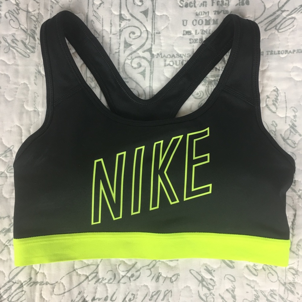 Sale!! Nike pro sports bra!
